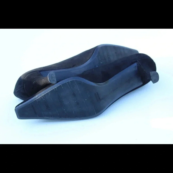 Stuart Weitzman pumps - Picture 5 of 8